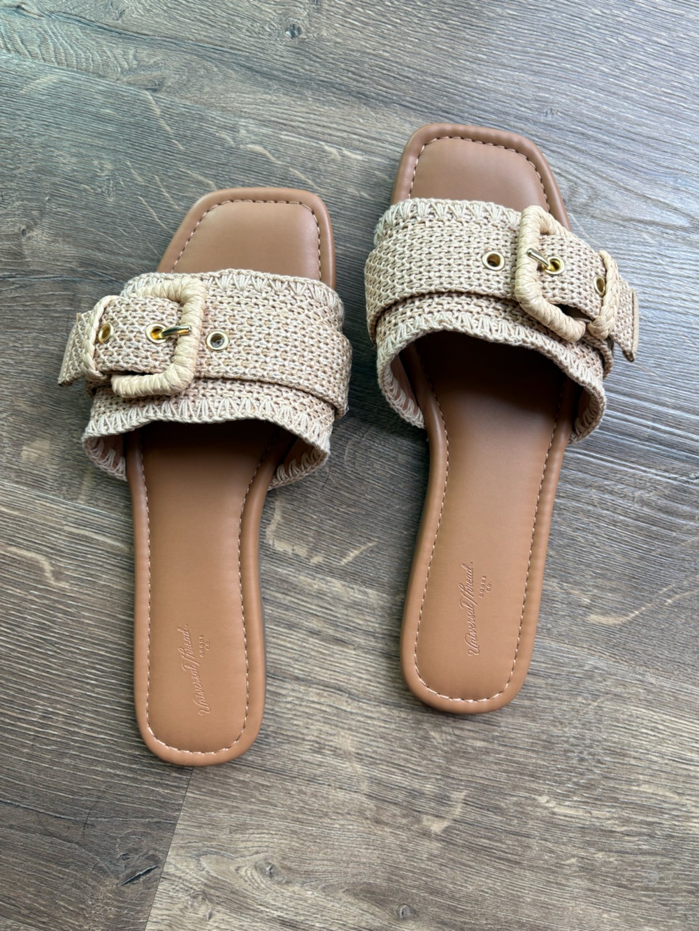 Universal Thread Beige Woven Buckle Slide Sandals